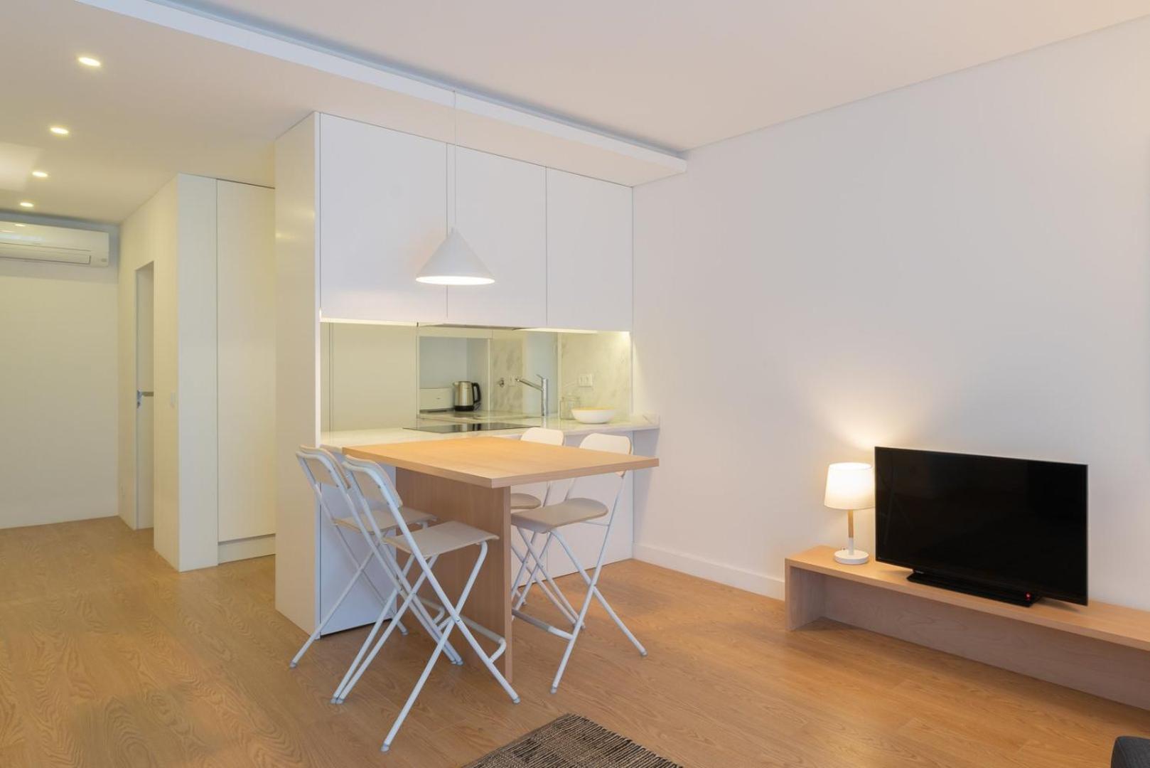 Guestready - Modern 2-Bedroom Apt In Cedofeita Porto Exterior foto